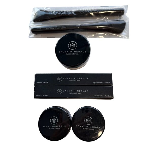 Savvy Mineral Makeup Bundle Veil Bronzer Lipgloss Brushes Young Living - Picture 2 of 8